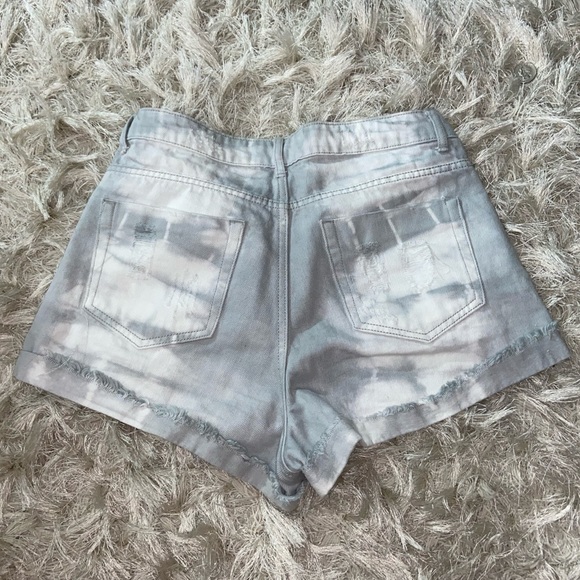 Forever 21 gray tye dye shorts - Picture 2 of 4